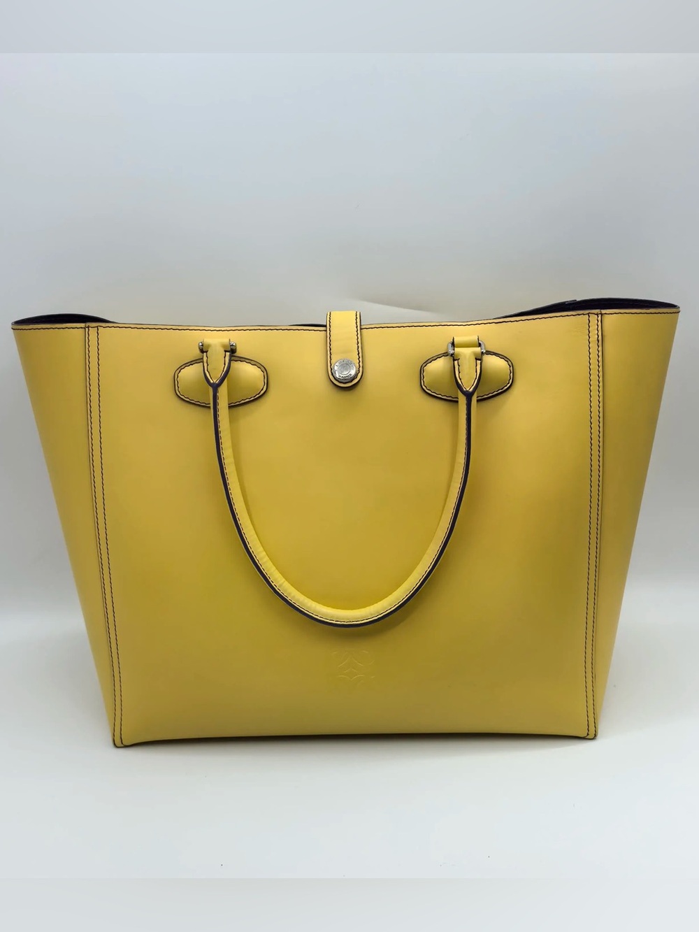 25 Loewe Tote Yellow